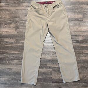 Under Armour Storm Covert Pants. Tan in color, size 32 X 30